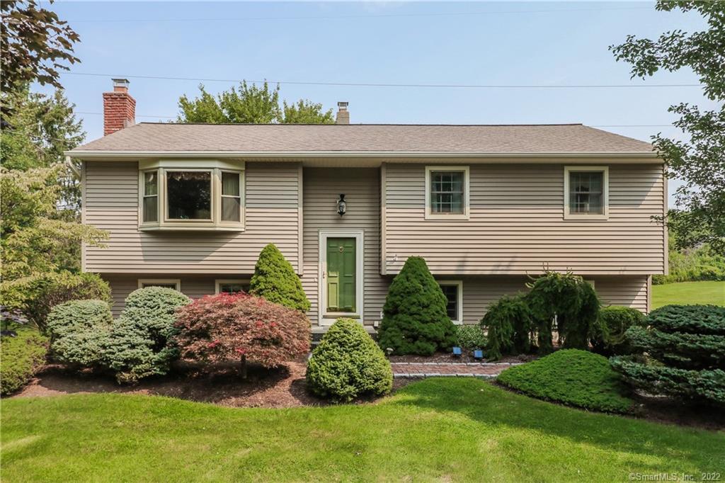 14 Stonecastle Road New Milford, CT 06776 - Photo 1 of 1 Gallery Image 1
