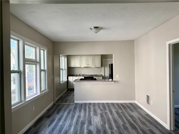 $1,650 | 1-3 Champeney Terrace, Rochester, NY 14605