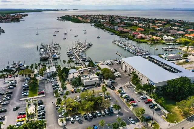 $295,000 | 6424 Rubia Circle, Apollo Beach, FL 33572