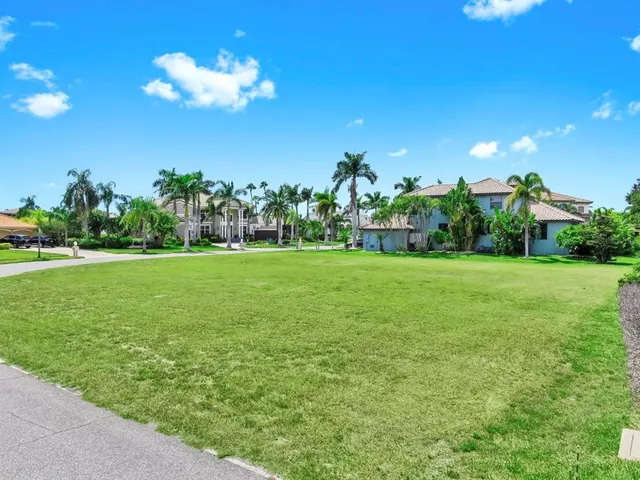 $295,000 | 6424 Rubia Circle, Apollo Beach, FL 33572
