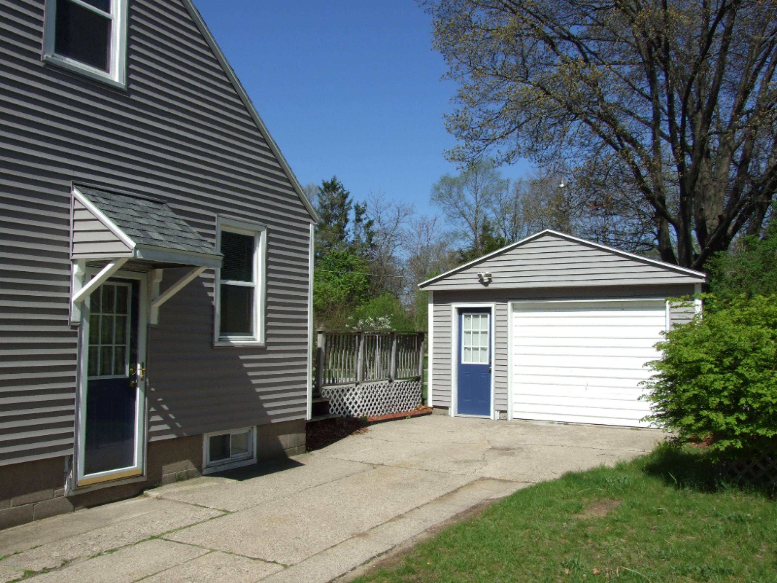 2637 Liberty Road Muskegon, MI 49441 - Photo 20 of 26 DSCF7433