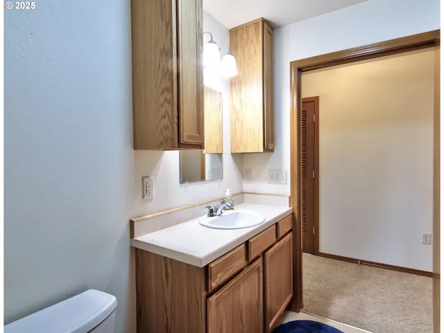 $399,500 | 243 Southeast Harney Street, Sheridan, OR 97378