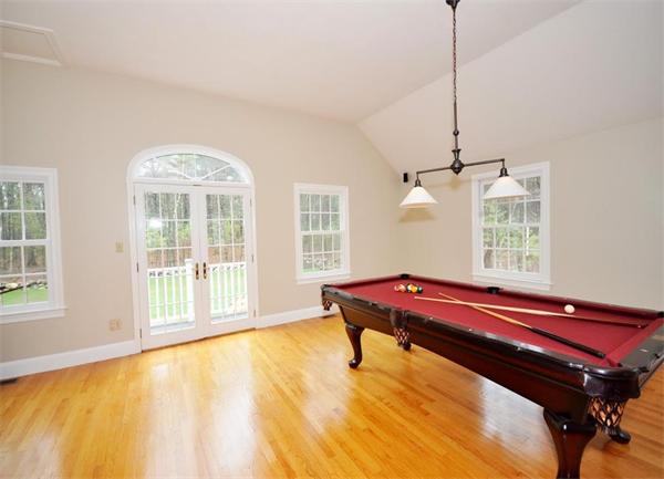 71 Rodgers Road Carlisle, MA 01741 - Photo 17 of 30 Gallery Image 17