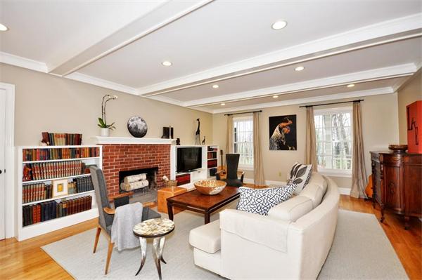 71 Rodgers Road Carlisle, MA 01741 - Photo 3 of 30 Gallery Image 3