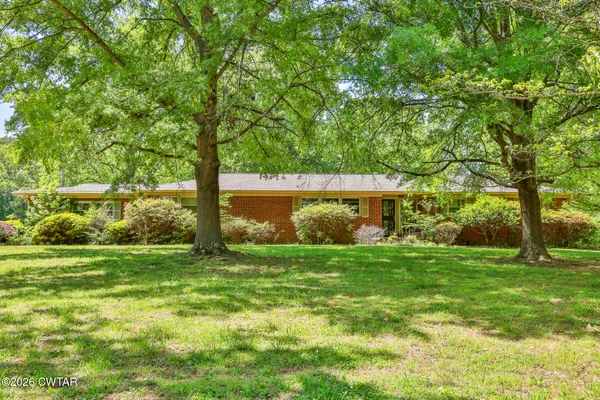 $289,000 | 208 South Parkway Street, Dresden, TN 38225
