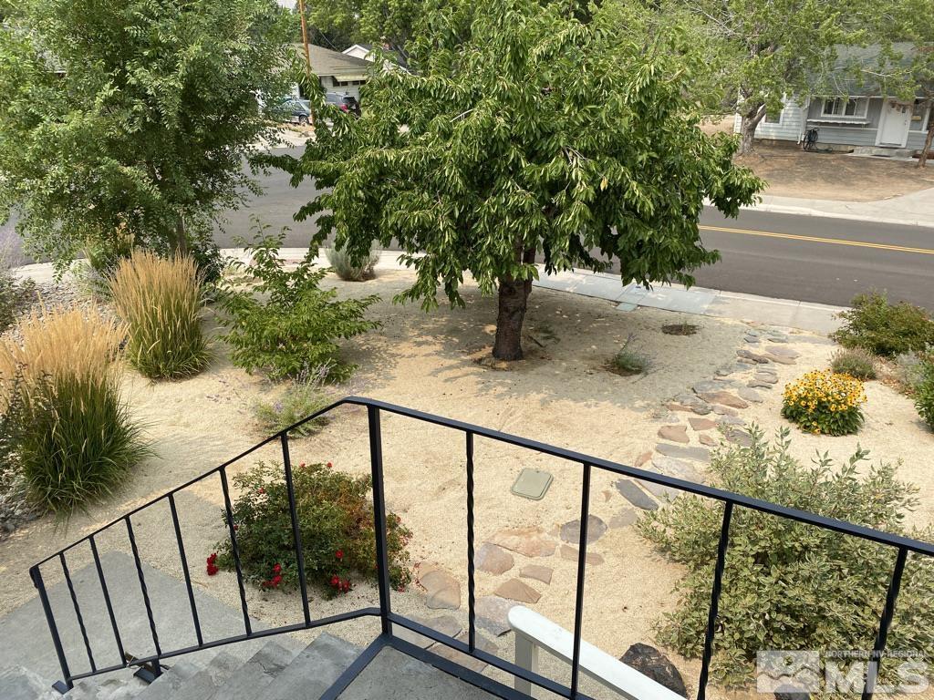 1590 University Terrace Reno, NV 89503 - Photo 4 of 15 Photo 4