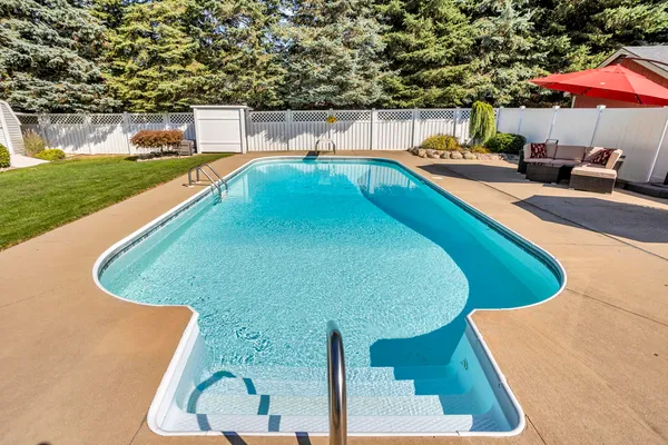 $309,000 | 149 Springmill Drive, Jerome, MI 49249