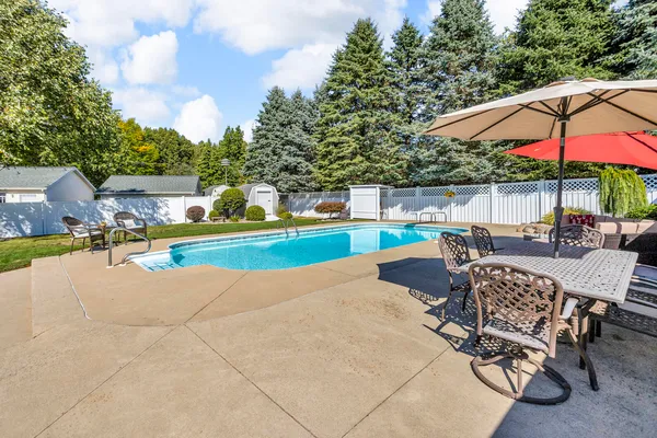 $309,000 | 149 Springmill Drive, Jerome, MI 49249