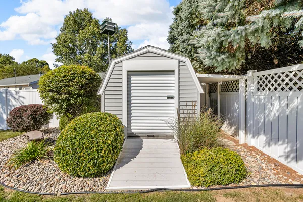 $309,000 | 149 Springmill Drive, Jerome, MI 49249