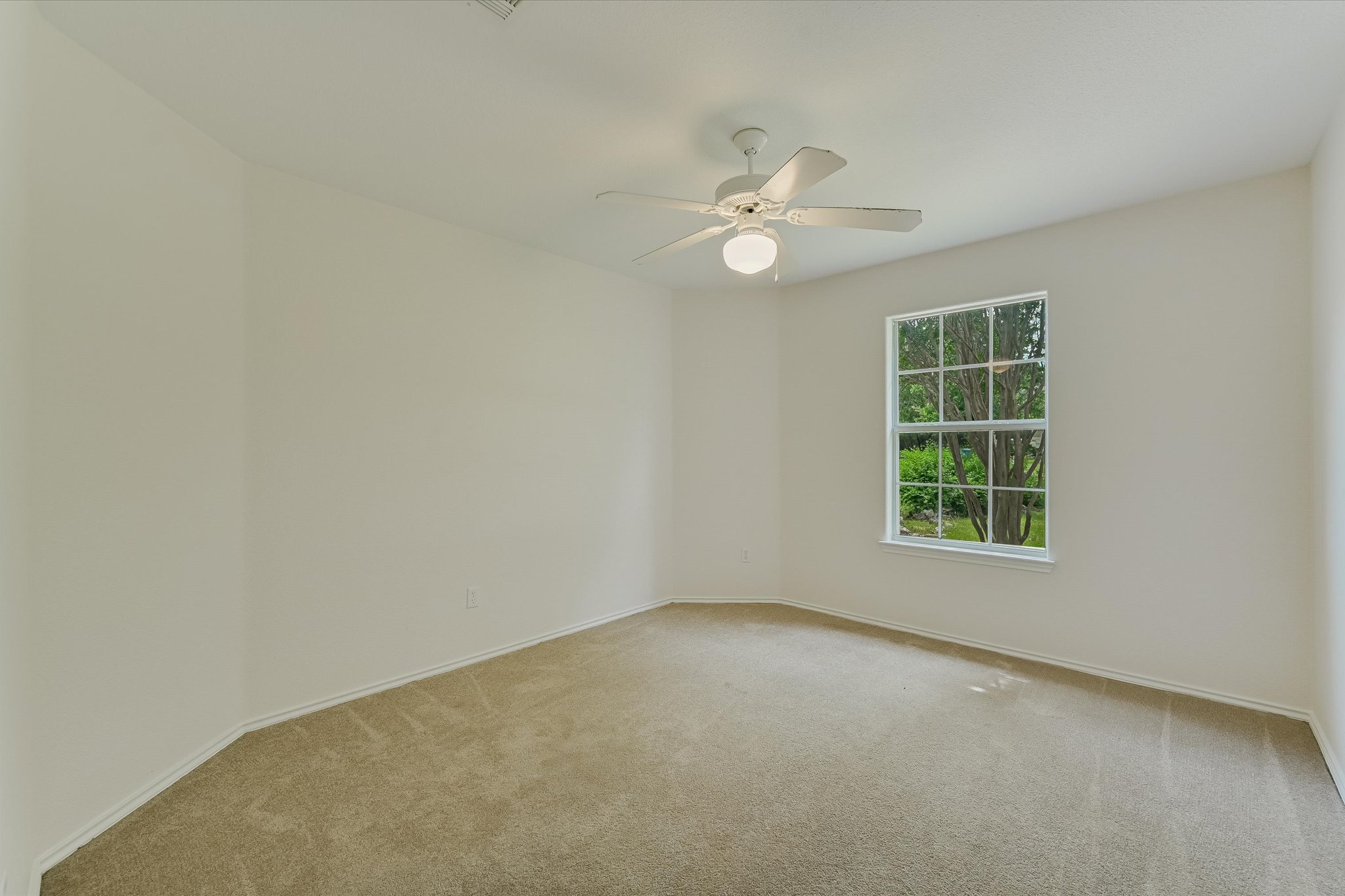 4 Memory Lane Wimberley, TX 78676 - Photo 16 of 24 Actual photo of the previous photo of the third bedroom