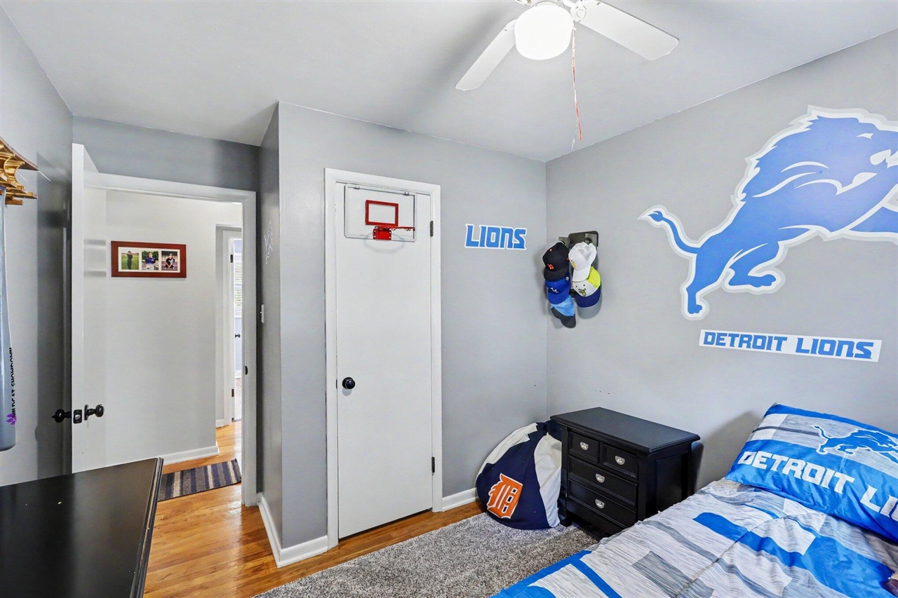 1025 Clausen Avenue Three Rivers, MI 49093 - Photo 14 of 27 Gallery Image 14