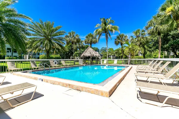 $3,500 | 11863 Wimbledon Circle, Unit 527, Wellington, FL 33414