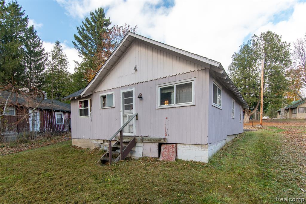 3552 East Lake Forest Road Lupton, MI 48635 - Photo 17 of 20