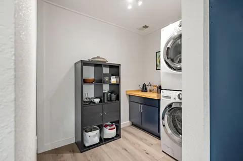 $775,000 | 6101 Bridlington Circle, Austin, TX 78745