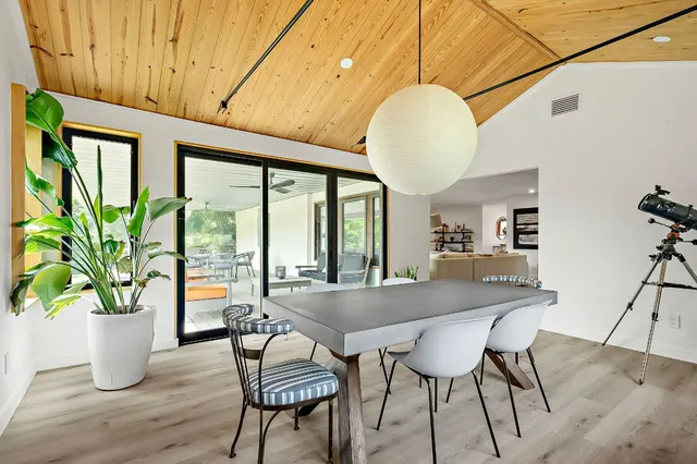 $775,000 | 6101 Bridlington Circle, Austin, TX 78745