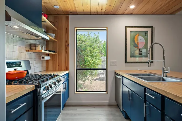 $775,000 | 6101 Bridlington Circle, Austin, TX 78745