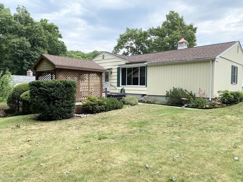 71 Old Farm Road Chicopee, MA 01020 - Photo 33 of 38 Gallery Image 33