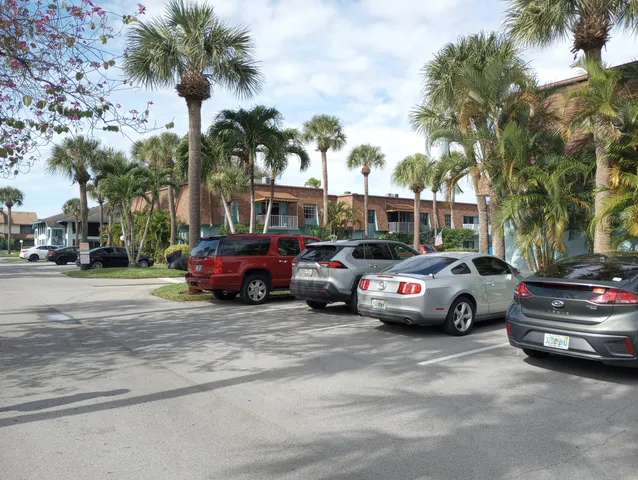 $1,775 | 950 South Kanner Highway, Unit A21, Stuart, FL 34994