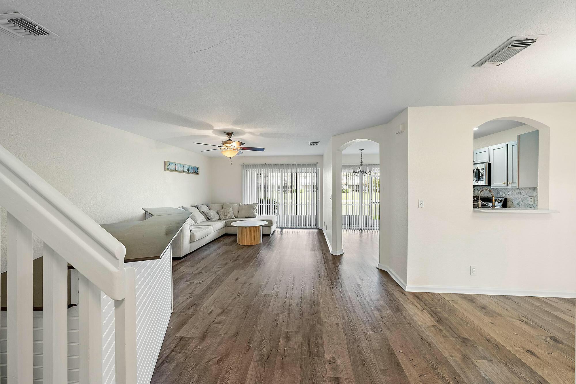 6606 Sandy Bank Terrace Riviera Beach, FL 33407 - Photo 9 of 26 tempImageUjj2NM