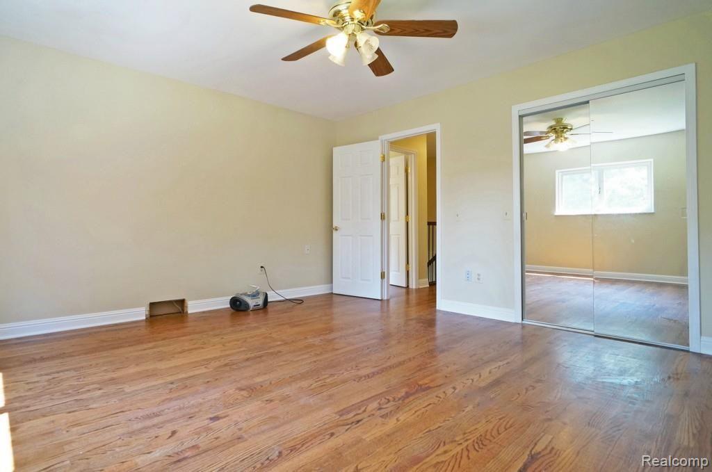 900 East Dawson Road Milford, MI 48381 - Photo 11 of 20 4 Bedroom Colonial