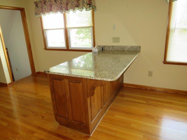 6830 Winchester Road Northwest Carroll, OH 43112 - Photo 22 of 62 Bar and Dining Area