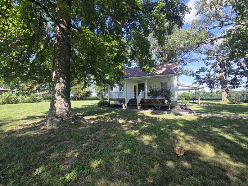 3794 Valier Carpet Road Tamaroa, IL 62888 - Photo 3 of 29 Gallery Image 3