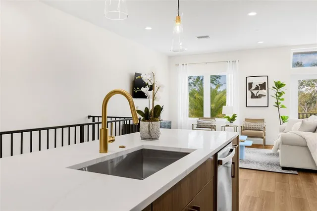 $829,000 | 490 87th Avenue Street, St. Petersburg, FL 33702