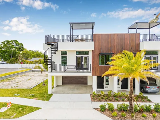 $829,000 | 490 87th Avenue Street, St. Petersburg, FL 33702