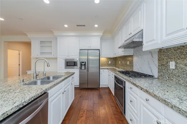 $5,200 | 26 Bianco, Irvine, CA 92618