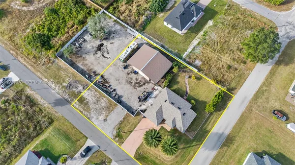$389,900 | 2700-10 10th Street Southwest, Lehigh Acres, FL 33976