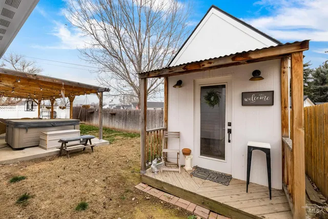 $405,000 | 1001 Homestead Drive, Emmett, ID 83617