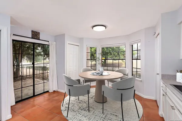 $1,650 | 7711 Callaghan Road, Unit 805, San Antonio, TX 78229