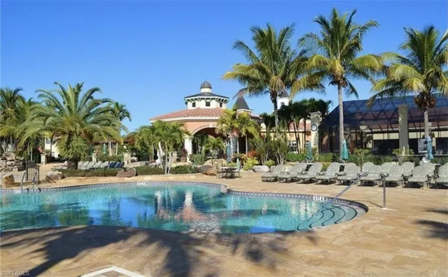 $6,000 | 8597 Via Garibaldi Circle, Unit 301, Estero, FL 33928