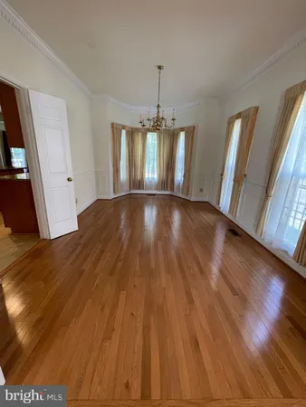 $5,750 | 9 Le Havre Court, Potomac, MD 20854