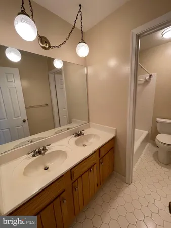 $5,750 | 9 Le Havre Court, Potomac, MD 20854