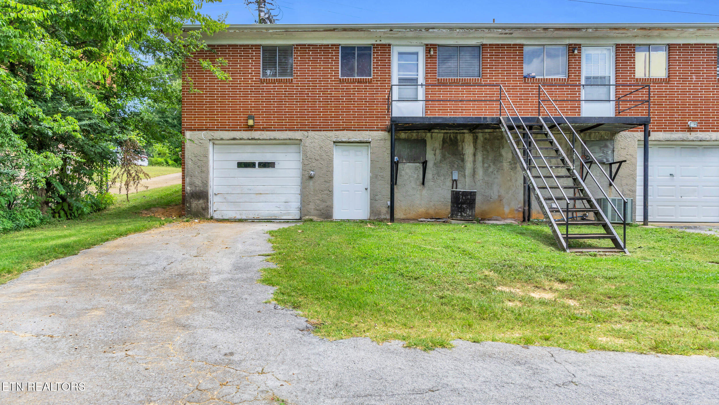 2103 McBrien Road, Unit A & B Chattanooga, TN 37412 - Photo 18 of 39 Back of Unit