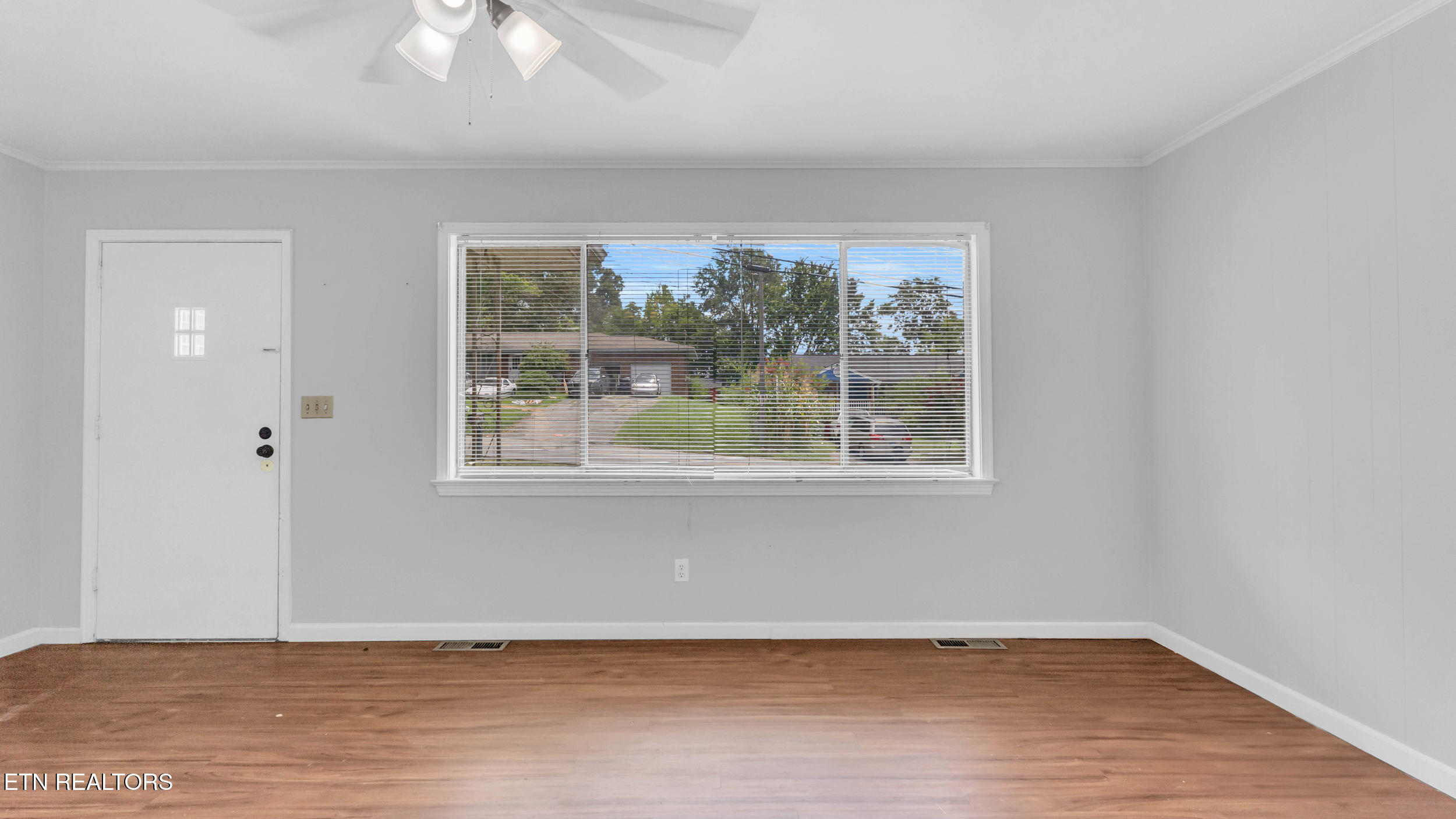 2103 McBrien Road, Unit A & B Chattanooga, TN 37412 - Photo 23 of 39 Living Area