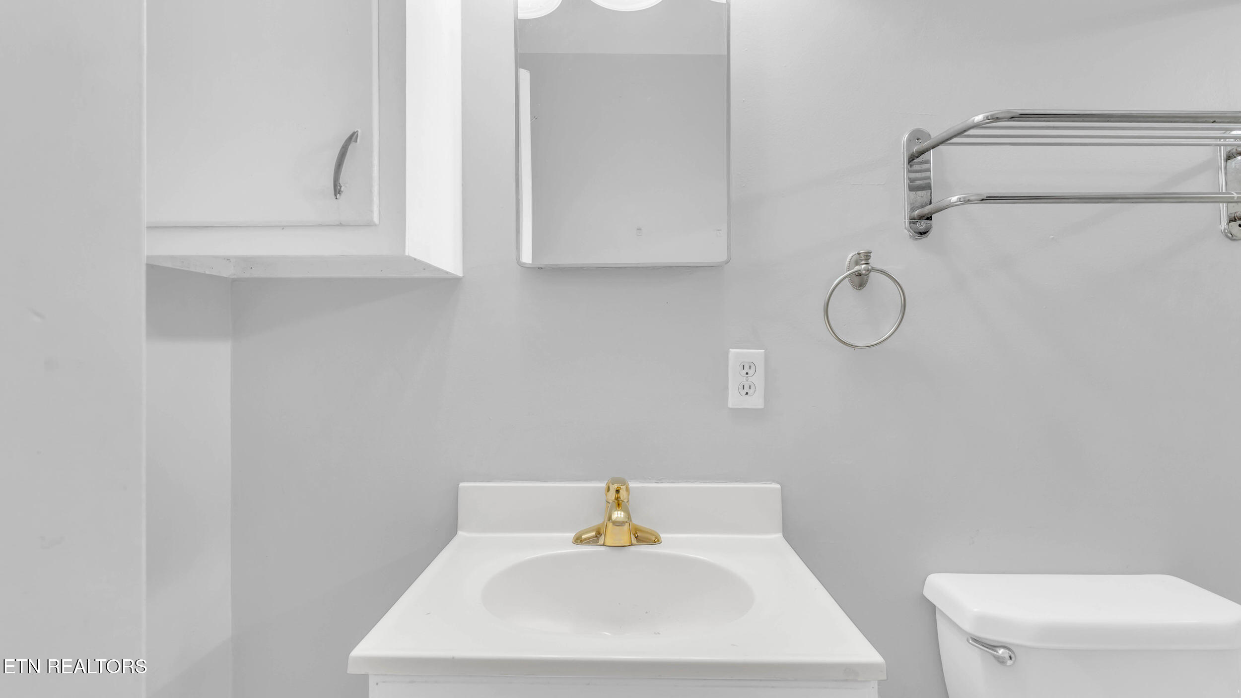 2103 McBrien Road, Unit A & B Chattanooga, TN 37412 - Photo 29 of 39 Bathroom