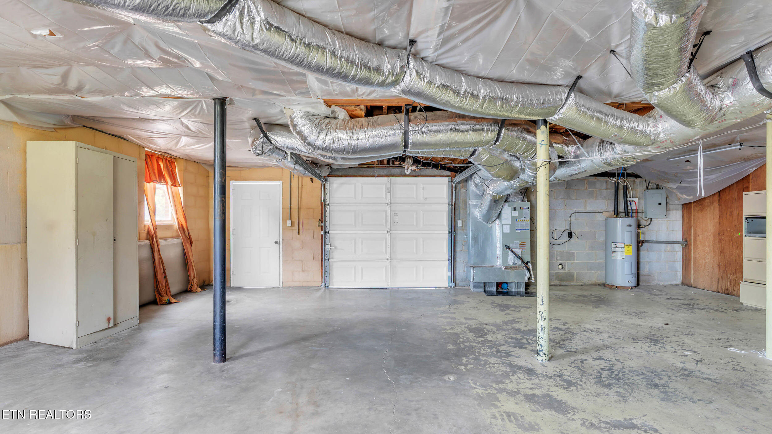 2103 McBrien Road, Unit A & B Chattanooga, TN 37412 - Photo 33 of 39 Basement Garage