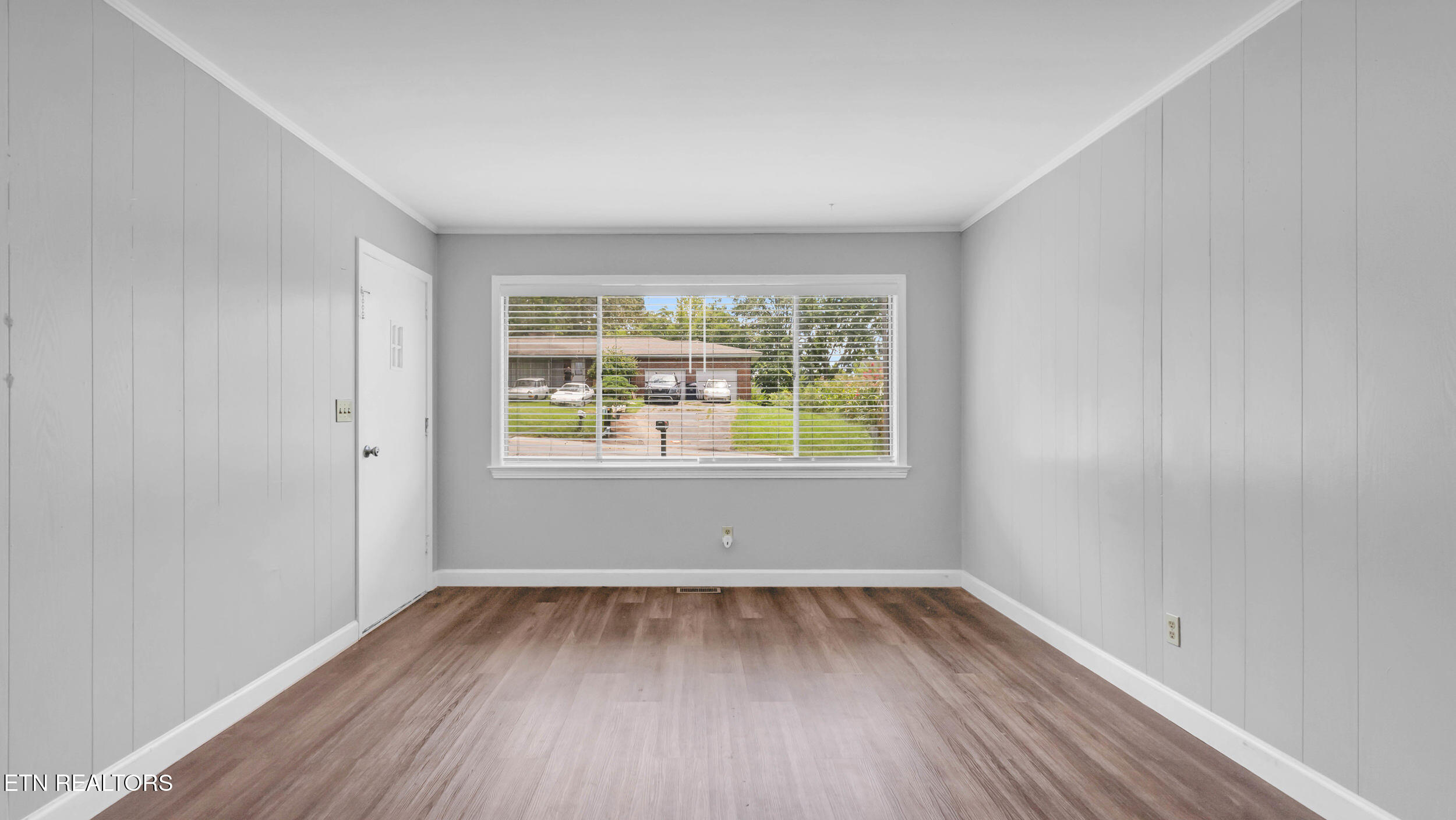 2103 McBrien Road, Unit A & B Chattanooga, TN 37412 - Photo 7 of 39 Living Area