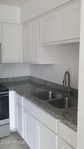 $1,025 | 2240 West Southern Avenue, Unit 23, Phoenix, AZ 85041