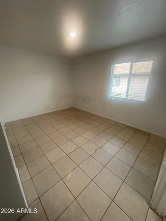 $900 | 2240 West Southern Avenue, Unit 23, Phoenix, AZ 85041