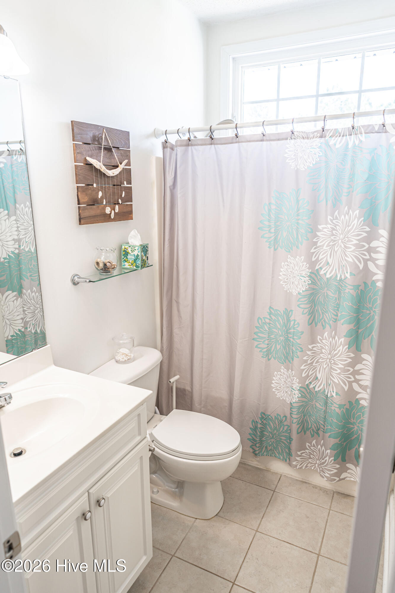 1320 Burning Tree Road Pinehurst, NC 28374 - Photo 42 of 60 Guest Bath with tub/shower