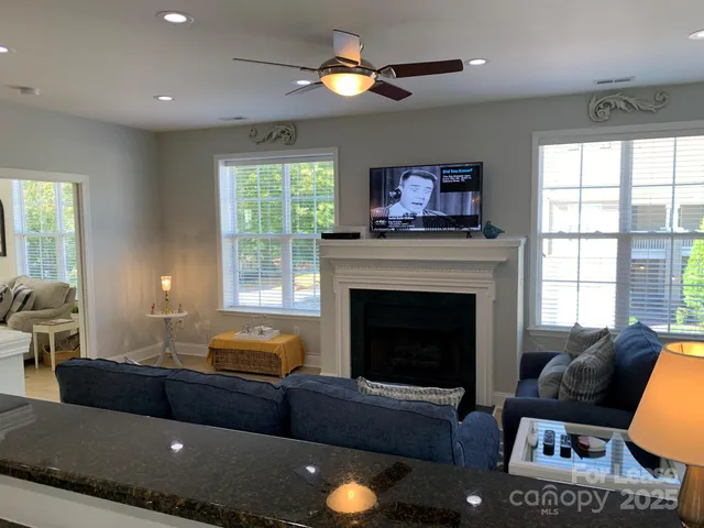 $3,200 | 9033 Rosalyn Glen Road, Cornelius, NC 28031