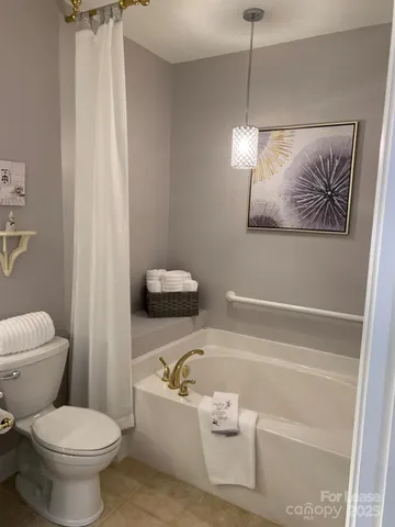 $3,200 | 9033 Rosalyn Glen Road, Cornelius, NC 28031