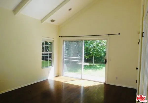 $7,250 | 818 North Beverly Glen Boulevard, Los Angeles, CA 90077