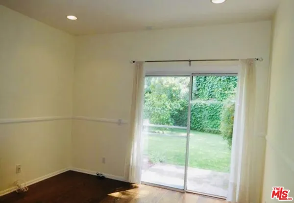 $7,250 | 818 North Beverly Glen Boulevard, Los Angeles, CA 90077