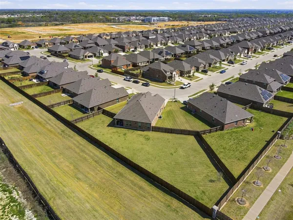 $450,000 | 3601 Arabella Way, Aubrey, TX 76227