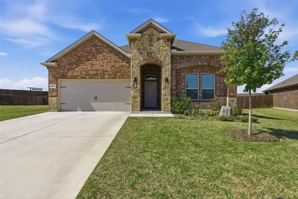 $450,000 | 3601 Arabella Way, Aubrey, TX 76227
