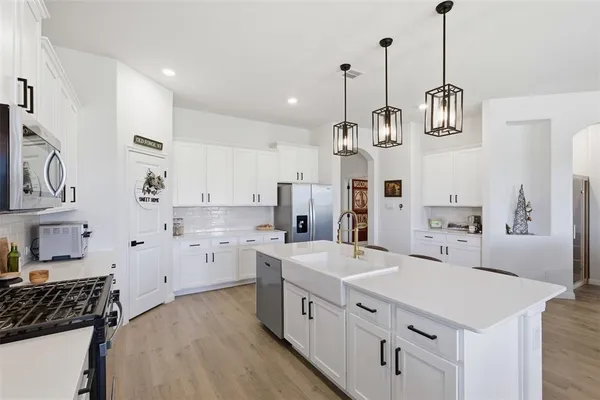 $450,000 | 3601 Arabella Way, Aubrey, TX 76227